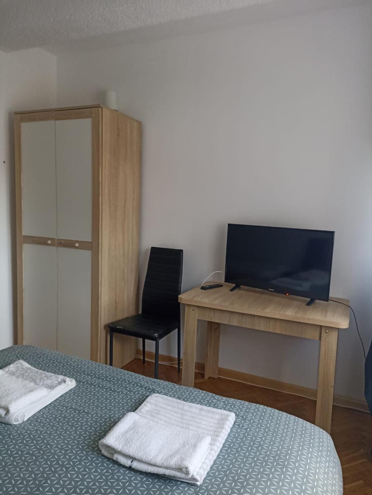 Pensiunea Costesti Buitenkant foto